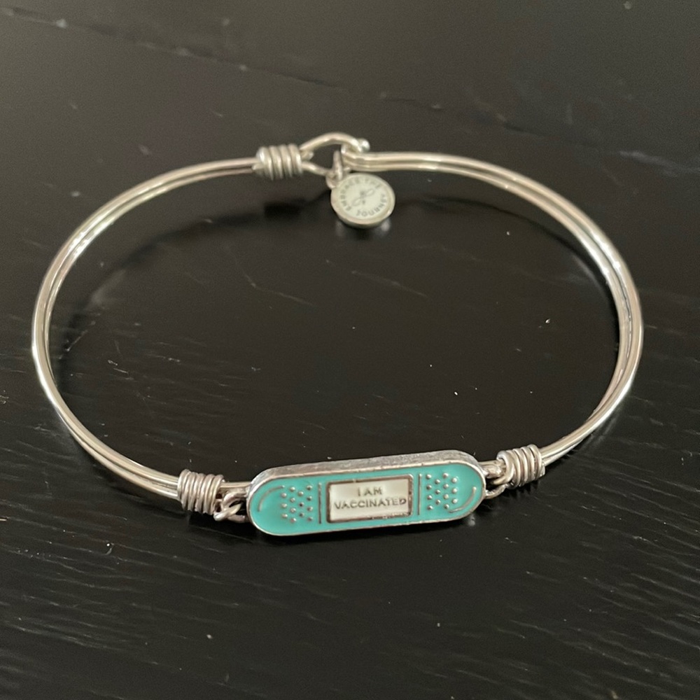 Luca + Danni “I am vaccinated” Bangle